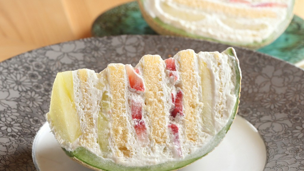 手間暇かけた魅惑のスイーツ『メロンケーキ』