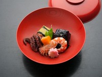 素材ごとの個性を大切にした炊き合わせ。