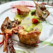 伊勢海老解禁！

鴨居漁港直丸さんから

待ちに待った伊勢海老。



文句無しの素晴らしい伊勢海老に感動

