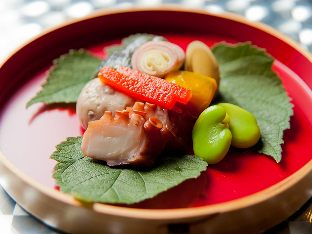 オシャレなランチタイムを満喫。旨味に溢れた料理が味わえる