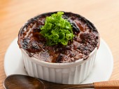 おでん屋さんの定番サイドメニュー。アツアツ香ばしい『どて焼き』