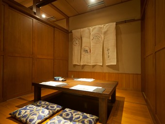掘りごたつの個室は、接待や記念日に