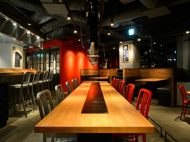 様々なタイプの座席で、目的に合わせて使えます