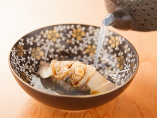 ふくよかなダシの旨みを存分にいただく『はまぐり』