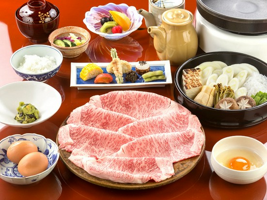 すき焼割烹 日山 人形町 小伝馬町 しゃぶしゃぶ すき焼き のグルメ情報 ヒトサラ すき焼割烹 日山 人形町 小伝馬町 しゃぶしゃぶ すき焼き のグルメ情報 ヒトサラ