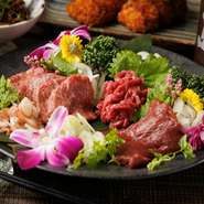 お肉を中心としたお料理は、リーズナブルな価格で味わえ、ボリューム感満点です。特にオススメのメニューは、馬肉料理！それぞれの旨味や風味を活かし、一度食べたら忘れられない逸品です。