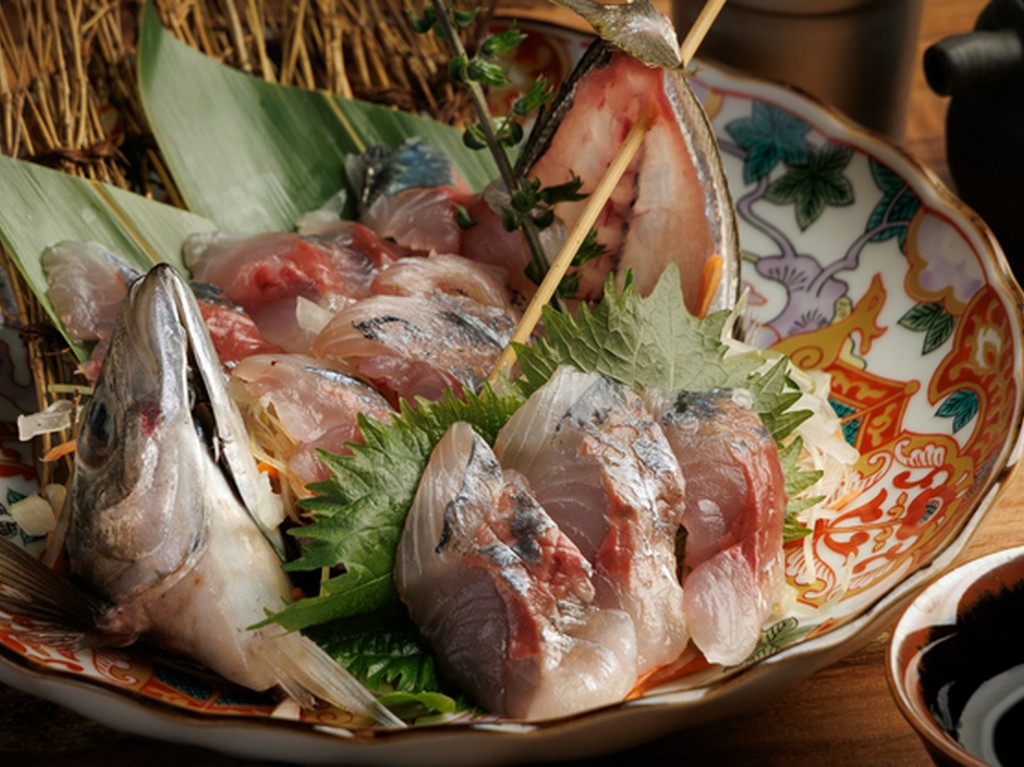 食材は各地から直送しています