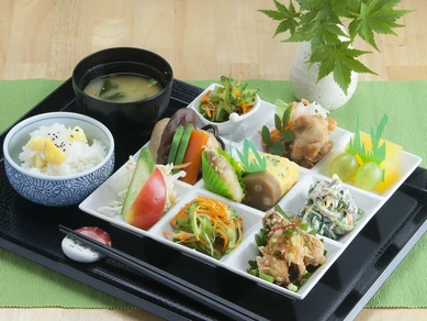 日替わりで9種類の郷土料理が楽しめる『山鹿御膳』