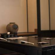 日々食材にとって一番良い状態で提供しつつ、飽きがこない味になるように追及しています。今提供している料理も進化して、さらにおいしく進化する可能性も。毎日通って変化を感じ取ってみませんか。