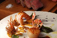 淡路・播磨灘などの近海の魚介の旨みとステーキの楽しみを味わう贅沢ランチ。※お肉の種類によって金額は異なります