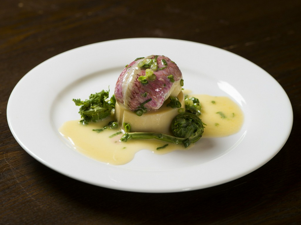 他店とのコラボレーションで磨きあげた『海の幸のポーピエット』