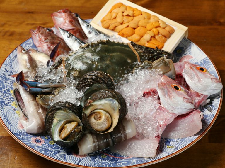 瀬戸内産の新鮮で上質な魚介類を、毎日入荷