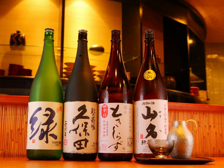 信頼できる酒屋さんから仕入れる、美味しい日本酒や焼酎