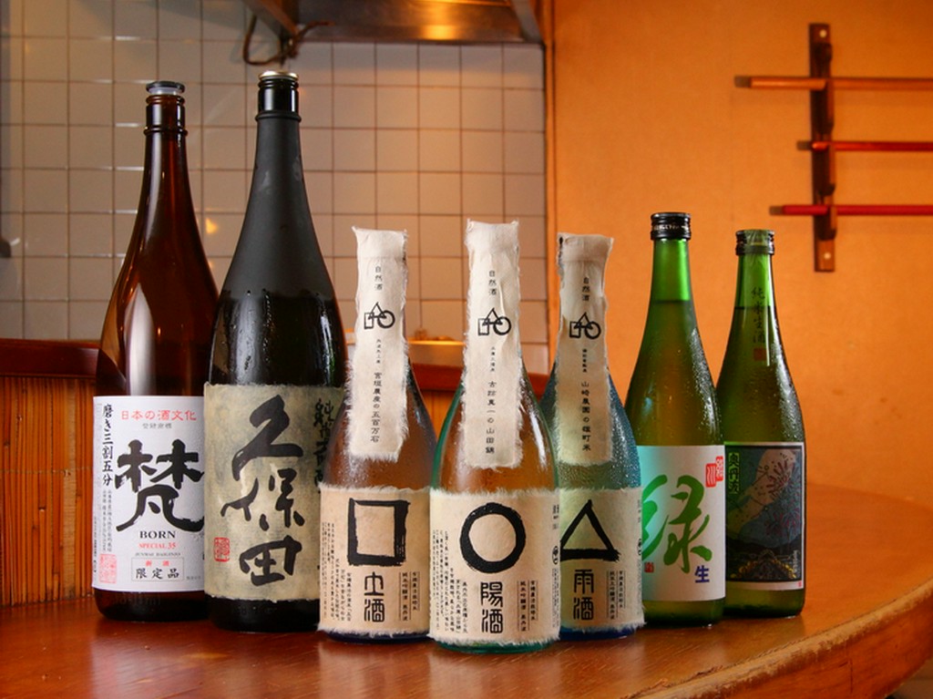 料理の邪魔をしない、美味しい日本酒をご用意