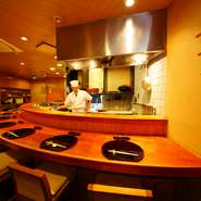 当店の料理は、ツワリで思う様に食事がとれない妊婦さんでも「おっちゃんとこの料理だけは食べられる」と言っていただけるような料理です。食べたら元気がでてくる、そんな味わいを大切にしています。