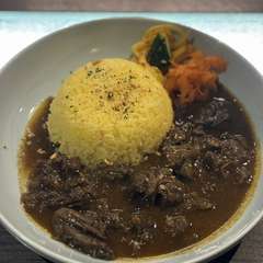 牛すじ煮込みカレー