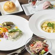 B）お魚のプレート
白身魚のソテー　レモン風味のバターソース
タコのバジル和え
帯広大正産「大正だいこん（大吉くん）」のブレゼ
幕別町忠類産ズッキーニとミニトマトのロースト　温野菜