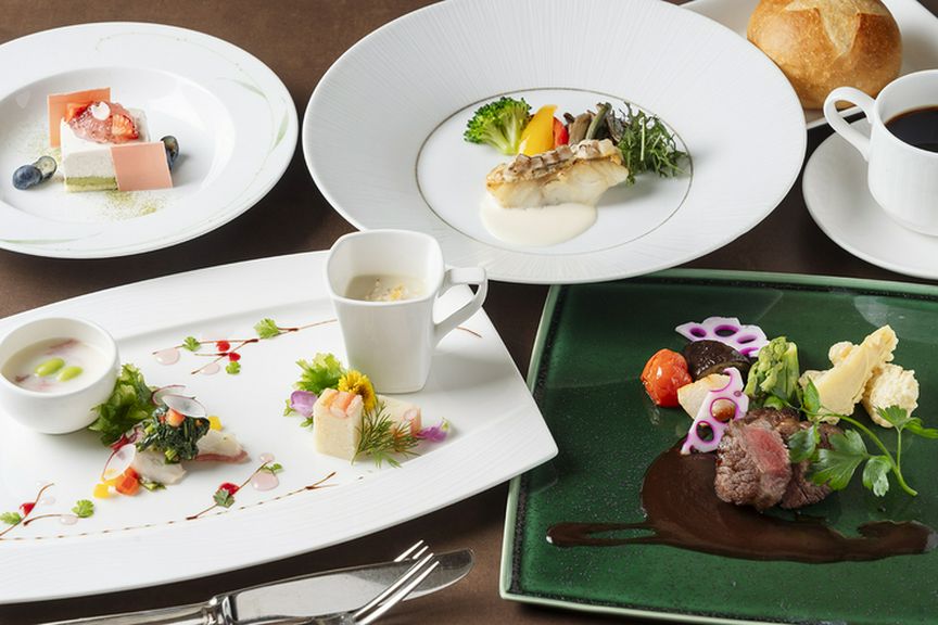 4月1日（水）〜4月30日（木）まで