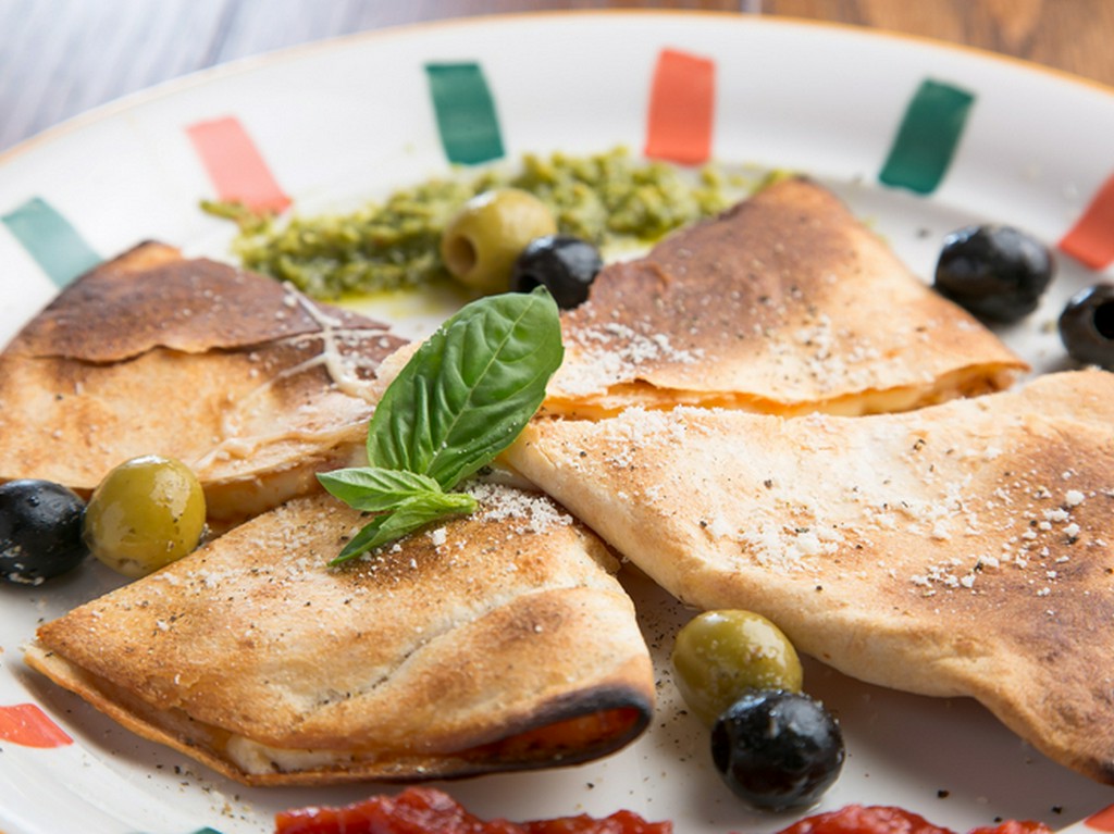 ここでしか味わえない『ムイ・リカ オリジナルピザティーリア』