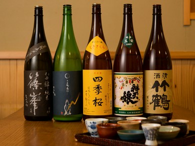 香りの落ち着いた、店主好みの日本酒をオンリスト