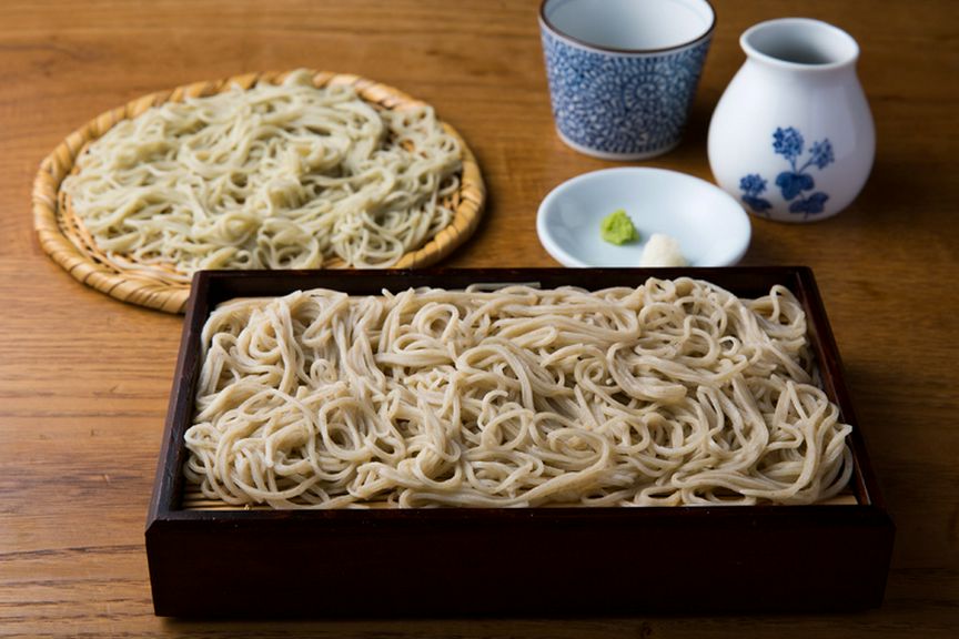 きき蕎麦（二種類の異なるもりそば）