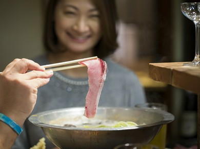 美味しいお料理でふたりの会話も弾みます