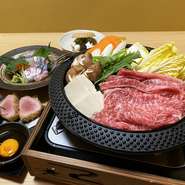 ・旬鮮魚のお造り
・特選ヒレカツ～月見ポン酢～
・和牛すき焼き
和牛／野菜盛り
・半田麺
・抹茶最中アイス

※2名様からのご注文可能です（写真は2名分）
※グループの場合は同じコースとなります