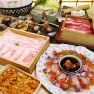 ※表示価格は税込価格です。
※お料理は全て大皿盛りでのご用意となります。
※写真はイメージです。詳細はコース内容をご確認ください。
※ご予約内容、人数変更は食材の手配上ご予約日の2日前までのご対応です。それ以降の変更はキャンセル料が発生致します。