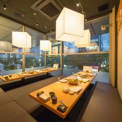 ゆったりとした個室にて、接待や会食にもふさわしい時間をお約束