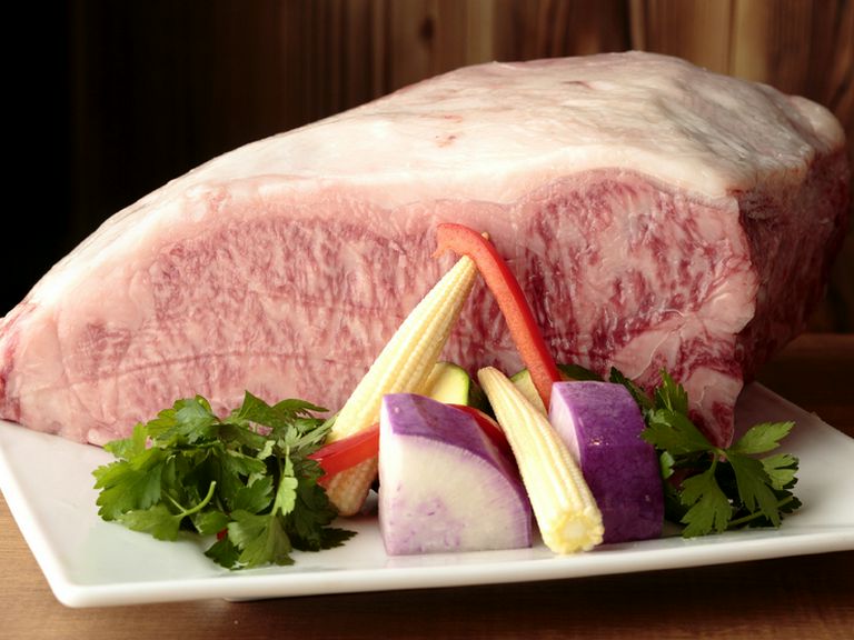 口に入れると旨みが瞬く間に広がる「シャトーブリアン」