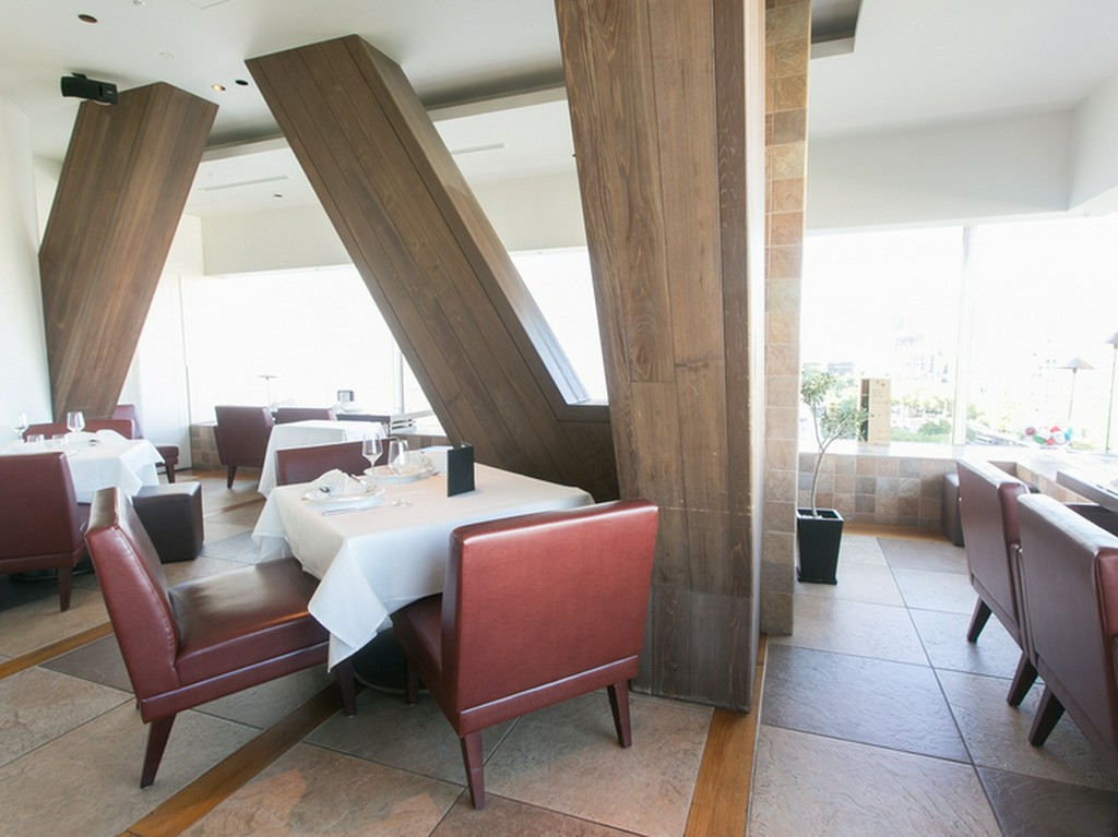 リーズナブルにいただけるランチタイムが狙い目