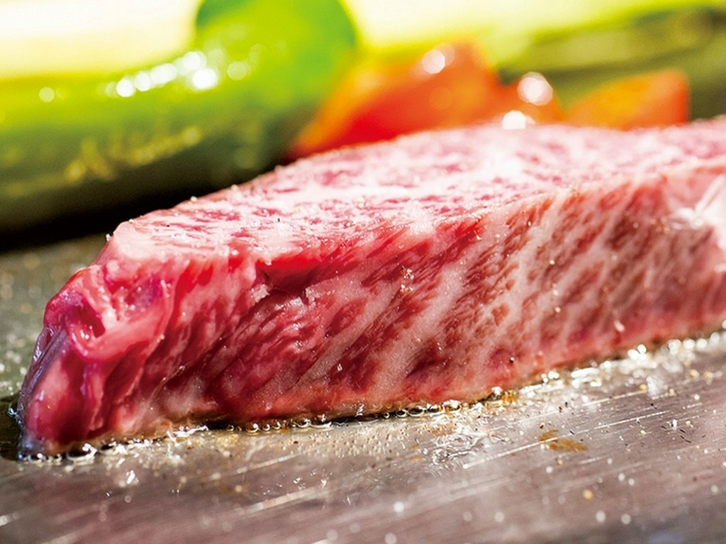 超絶やわらか！旨みがギュッとつまった阿波牛イチボのステーキ