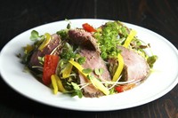 極上の自家製ローストビーフをお召し上がりください