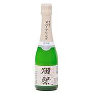 原産地：  山口県   
製造元：  旭酒造   
造り：  純米大吟醸酒 
