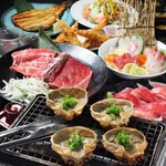 本まぐろ骨付き中落ち、蟹味噌甲羅焼き、各地の鮮魚お造り３種盛り、特大ほっけ、肉寿司など堪能できる