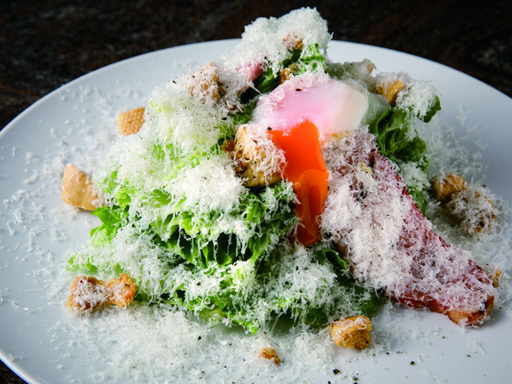 ソラリア　シーザーサラダ