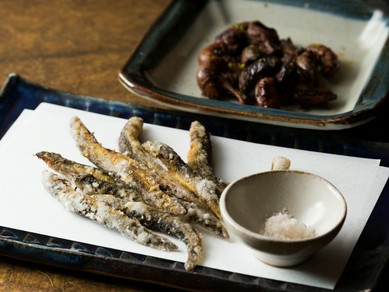 種類豊富な日本酒。料理との調和を見極めた、お酒の総合力