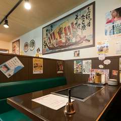 どことなく懐かしさを感じさせる、居心地のよい店内