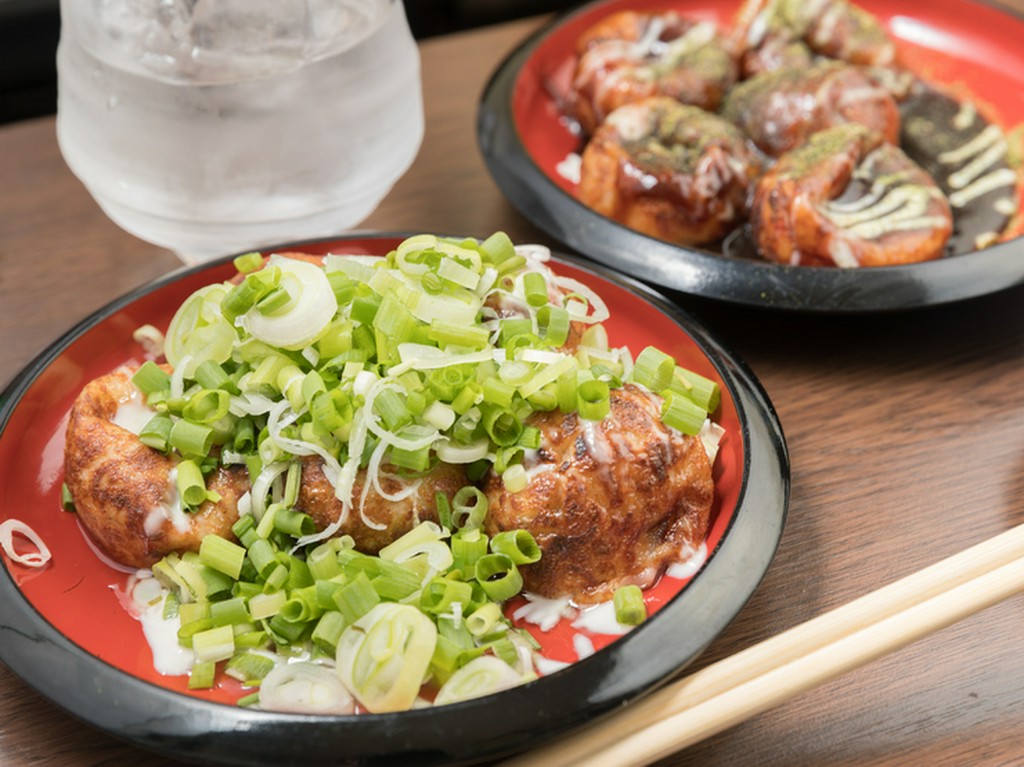 アツアツ、トロトロの大阪スタイル『たこ焼き』