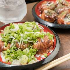 アツアツ、トロトロの大阪スタイル『たこ焼き』