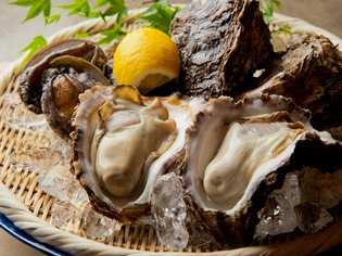 食通をうならせる鮮度の良さが自慢の魚介類