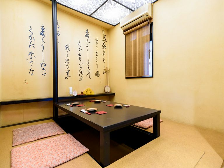 完全個室で気兼ねなくわいわい盛り上がることも