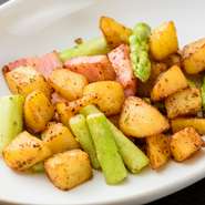 お出汁たっぷり ふわっふわのだし巻きたまご