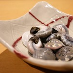 ホタルイカ沖漬け　880円
さらし鯨酢味噌和え　660円
もろきゅう　二種味噌　550円
豚バラ肉と茄子の炒め煮　660円
カンパチカマ塩焼き　770円
めひかり唐揚げ・焼き　880円
マイゴ塩煮　660円

