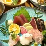 接待や夏のご宴会にもオススメ!!3時間飲み放題付!!季節の鮮魚のお造りや、鰹の塩タタキ付!! 極上宴会コース