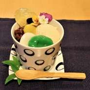 ※碁石茶アイス・栗・白玉・芋けんぴ・ところてんの土佐風ぱふぇ
