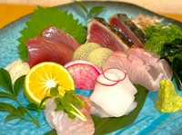 ※天候、入荷状況により出せない場合もあります。
※三種食べ比べもできます♪