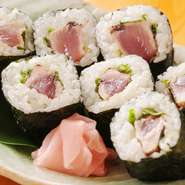 サバ炙り寿し:1000円
土佐巻:1000円
ぶりひらしそ巻:1000円