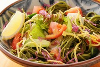 茶蕎麦ざる:700円
ぶっかけ鶏ソーメン:700円