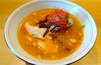 当店は、"佐竹製麺"様の麺を使用しております。
また、ラーメン塩だれ（かえし）は、黒潮町産の天日塩を使用しております。
